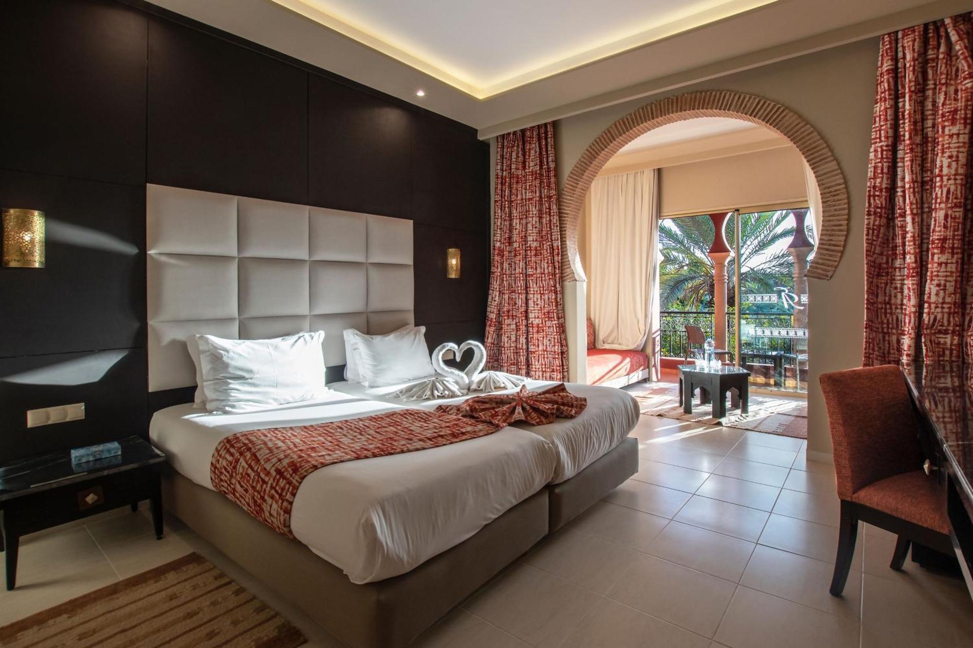 Deluxe Double Room with Two Sofa Beds and Balcony,1639556038:JPEG