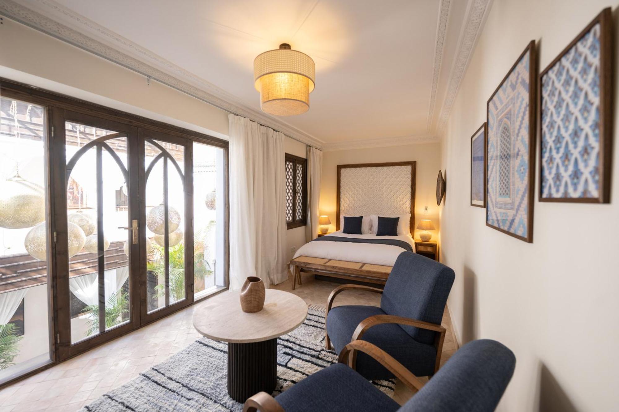 Deluxe Room,1756832818:JPEG