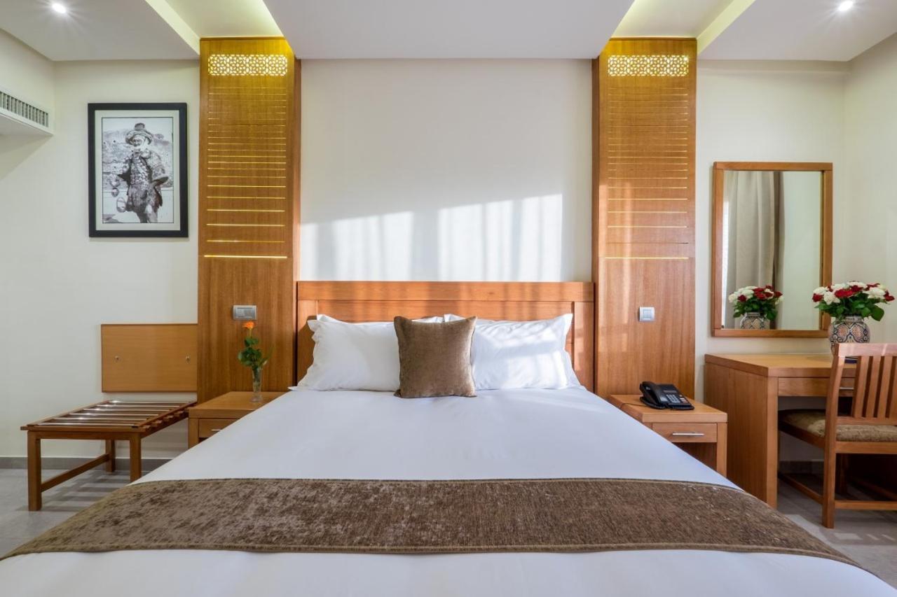 Standard Triple Room,435564024:JPEG