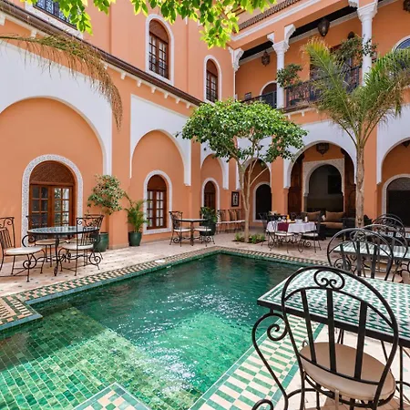 Riad Amina-2